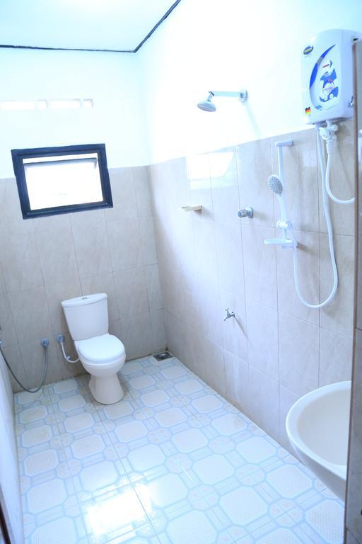 Yaarl Holiday Inn Джафна Екстер'єр фото