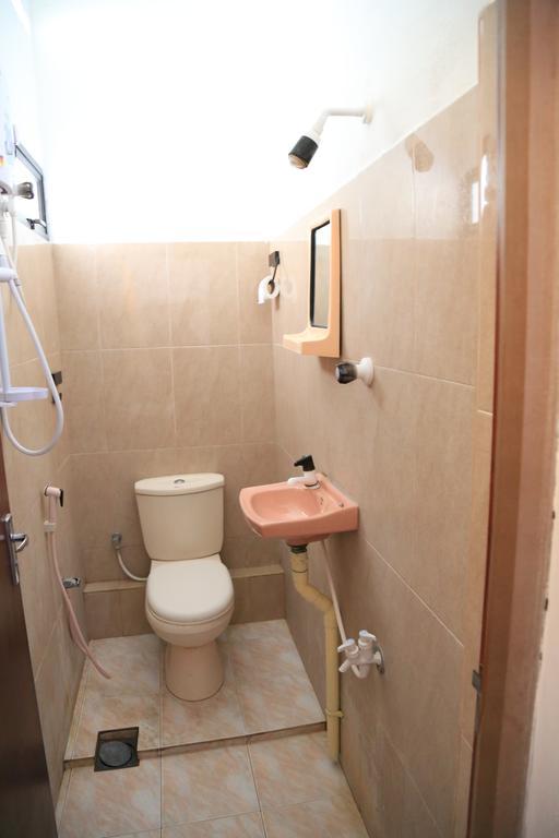 Yaarl Holiday Inn Джафна Екстер'єр фото
