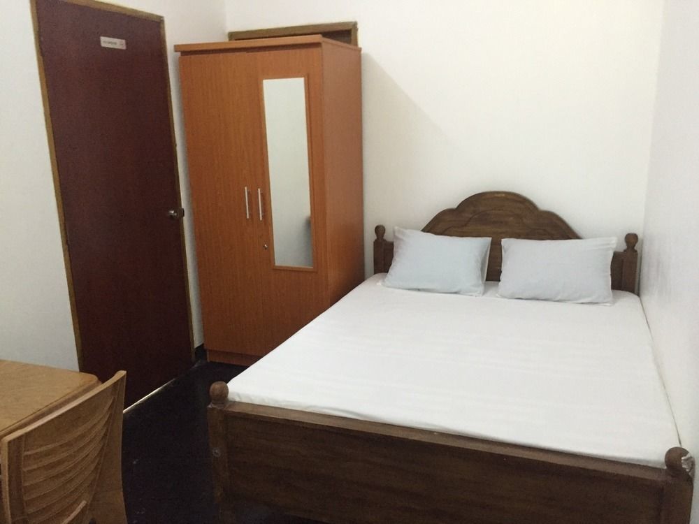 Yaarl Holiday Inn Джафна Екстер'єр фото