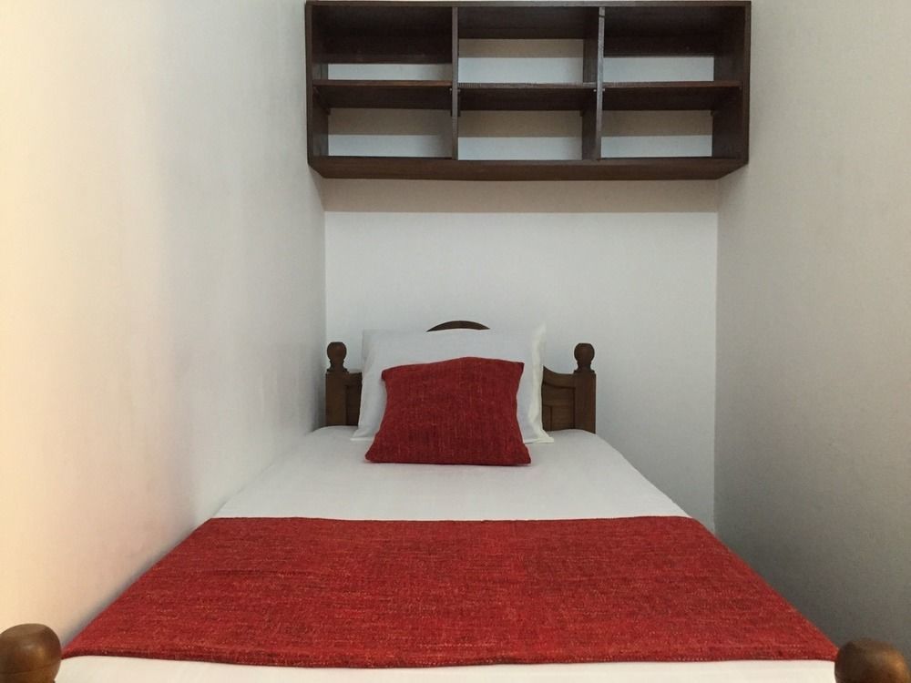 Yaarl Holiday Inn Джафна Екстер'єр фото