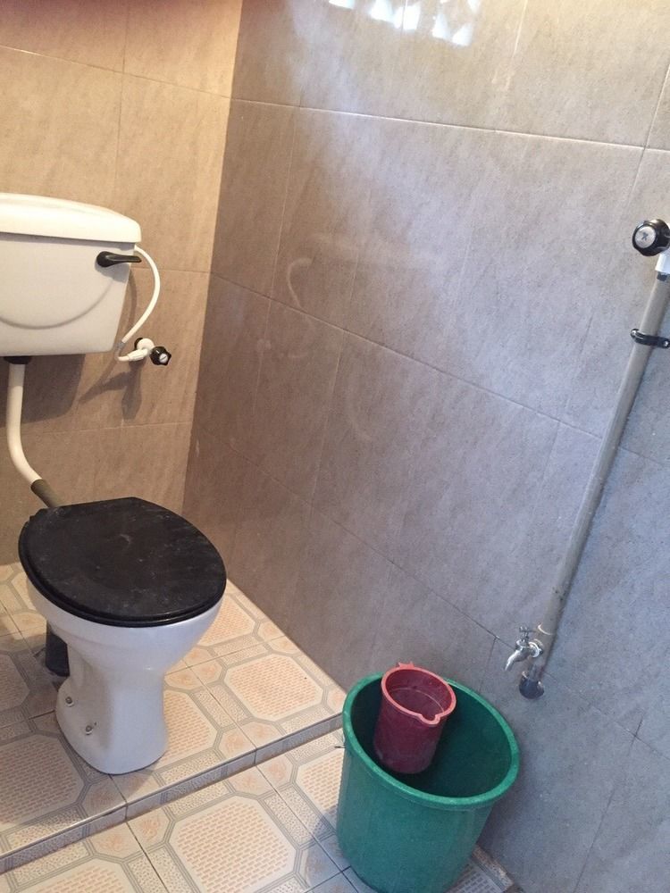 Yaarl Holiday Inn Джафна Екстер'єр фото